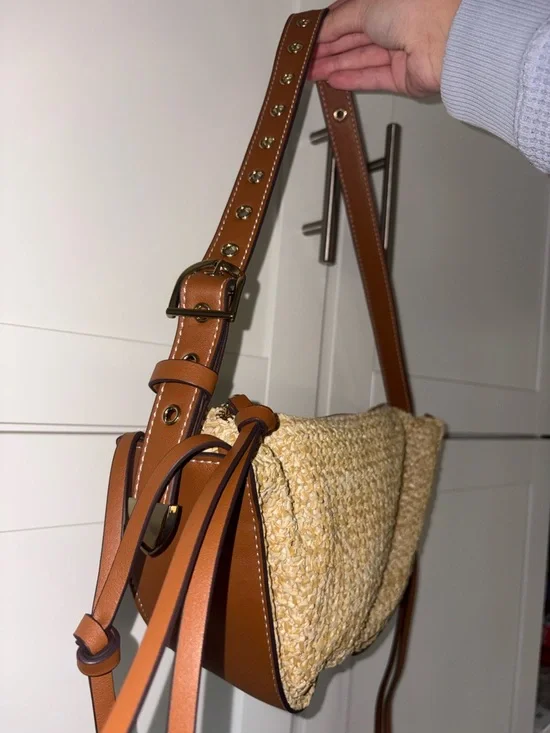 Dolce Vita Monaco Raffia Hobo handbag - Picture 3 of 4